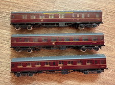 2 Graham Farish BR Mk1 Corridor Coaches 2nd M24583 & 1 M31033 Brake - Maroon