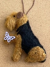 AIREDALE / WELSH TERRIER with