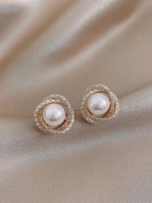 Women's Gold Metal Faux Pearl Rhinestone Decor Stud Earrings
