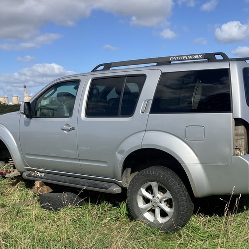 Breaking nissan pathfinder - breaking, r51