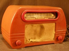 Antique Fada Butterscotch Catalin Bakelite Tube Radio ESTATE Fresh FIND!