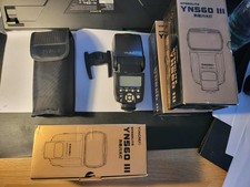 YongNuo Speedlite YN 560 III ShoeMount Flash X2 working and x1 non- CANON