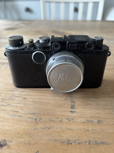 Leica s n 46163 - a)), s/n
