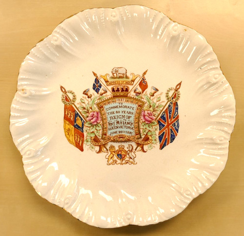 Queen victoria plate - victoria,