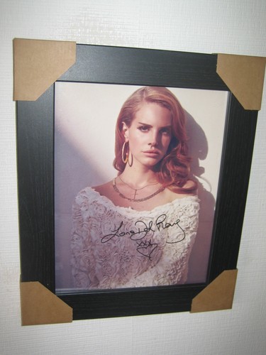 Lana del rey - signed, 8x10