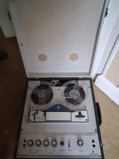 Vintage Halcyon Model 109 Reel To Reel Tape Recorder with instructions