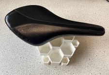 Fi’zi:k Fizik Arione Saddle