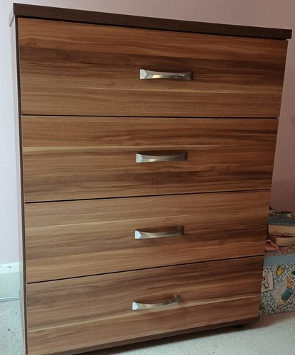 Large chest drawers - of,
