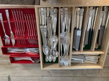 Oneida  Hampton Court Silver