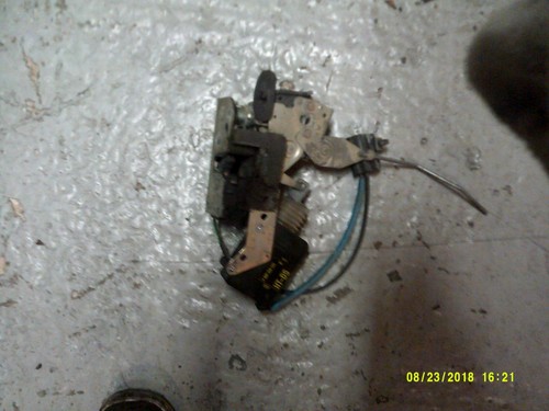 Xj8 inner door lock - door, lwb