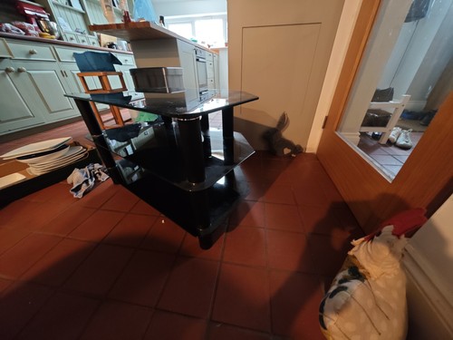 Tier black tempered glass tv - tier,