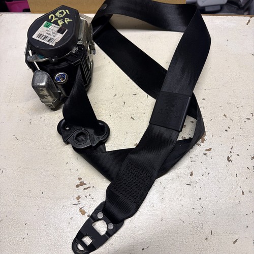 Audi front seat belt - b6,