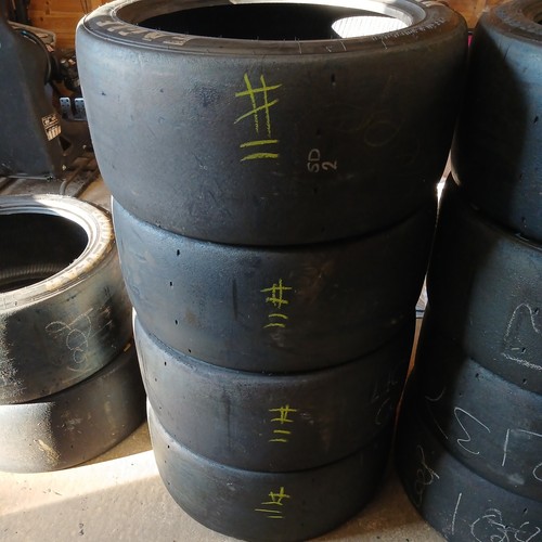 Goodyear 265 66 18 - 4, x