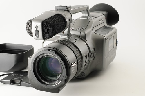 Near mint sony - [near, handycam