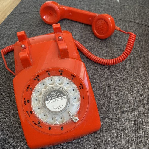 Retro style telephone red - style, in
