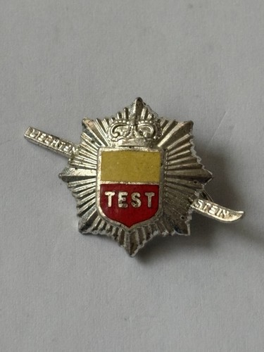 Old skiing badge - skiing, badge.