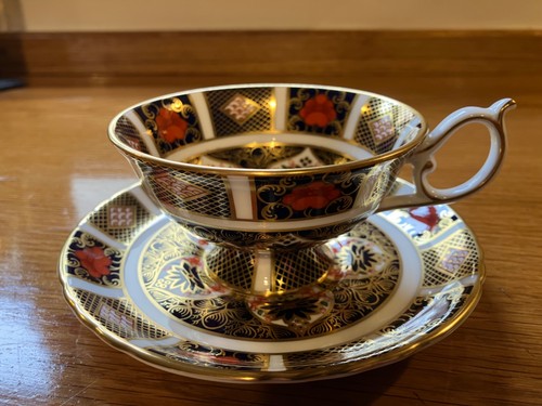 Royal crown derby 1128 footed - crown,