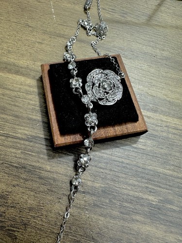 Vintages camellia crystal - camellia,
