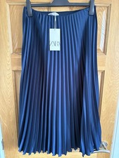 Zara Women’s Pleated Skirt