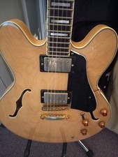 Washburn HB35 Hollowbody Electric Guitar Natural finish. Early model sn 4116