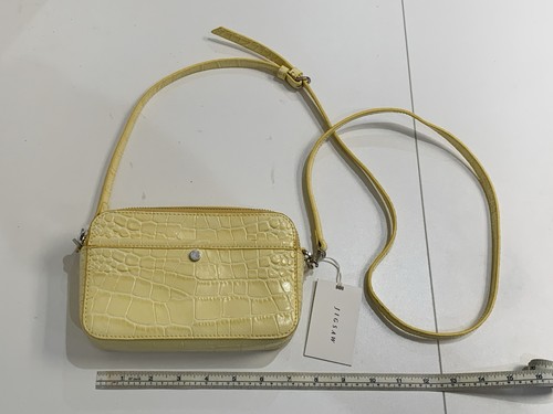 Jigsaw yellow croc embossed - yellow,