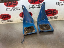 Pair of front cab mounts X