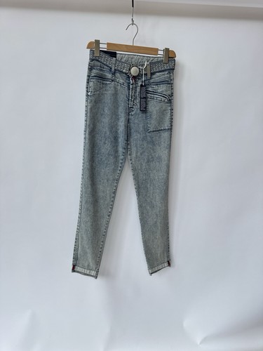 Nwt high claire - by, campbell