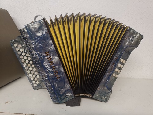 Hohner diatonic hand - ,