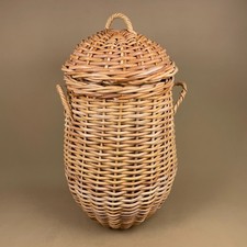 Wicker Laundry Basket With Lid
