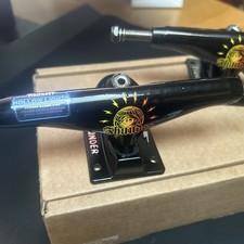 Thunder Hollow Lights Electric Eye Skateboard Trucks 149 PAIR Never skated. 
