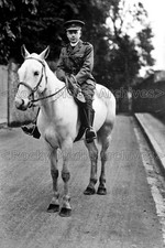 Bll-90 Capt Rev A G Edgerton