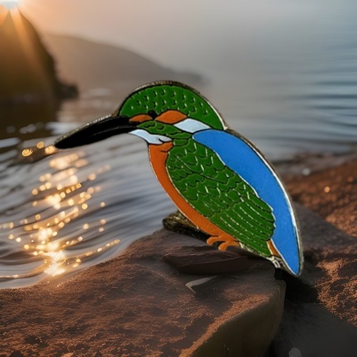 Rspb pin badge kingfisher - badge,