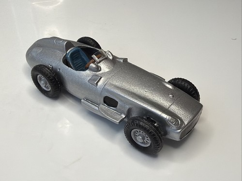 Trevor wright mercedes benz - trevor,
