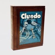 Cluedo Detective Game Wooden Book Box Vintage Collection 2006  