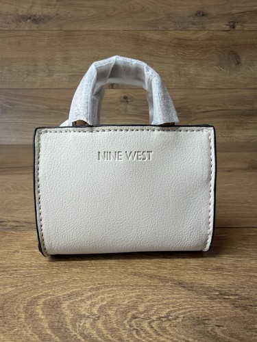 Nine west small cream with - -,