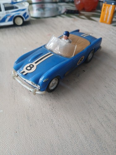 Vintage scalextric triumph - scalextric,