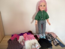 Designafriend Doll With Long Pink Hair With Accessories