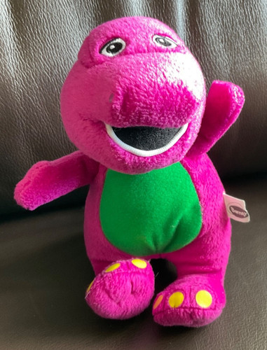 Play small barney - play,
