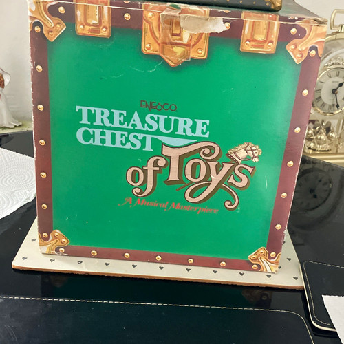 Music revolving toy - , box