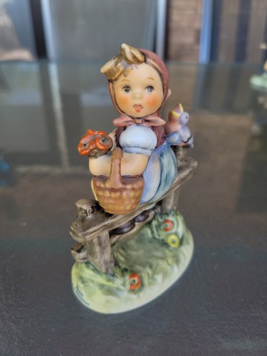 Hummel figurine pay - hummel,