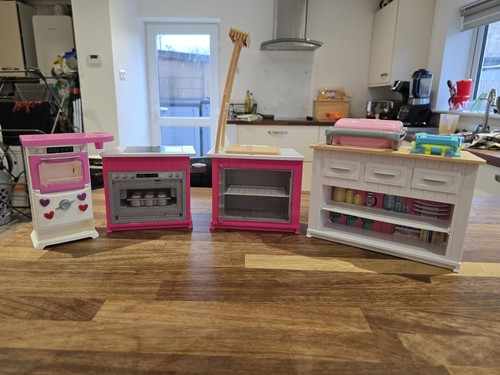 Barbie kitchen units - barbie,