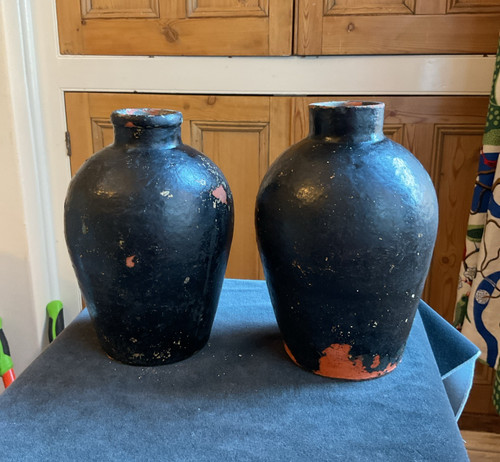 Vintage painted terracotta - painted,