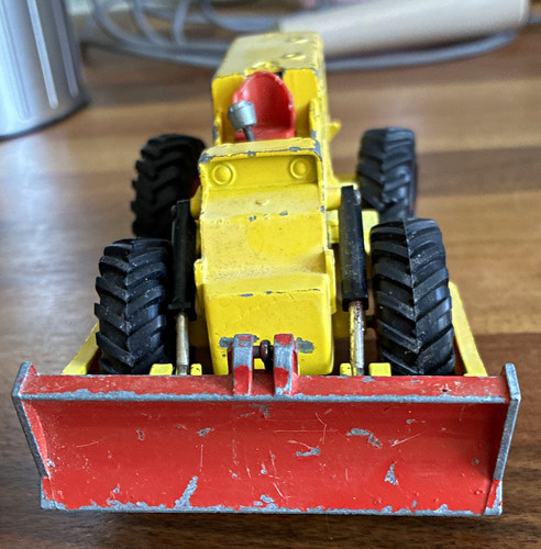Dinky toys 976 - michigan, dozer
