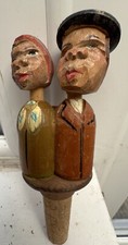VINTAGE ANRI CARVED WOODEN FIGURAL MECHANICAL BOTTLE STOPPER  KISSING COUPLE