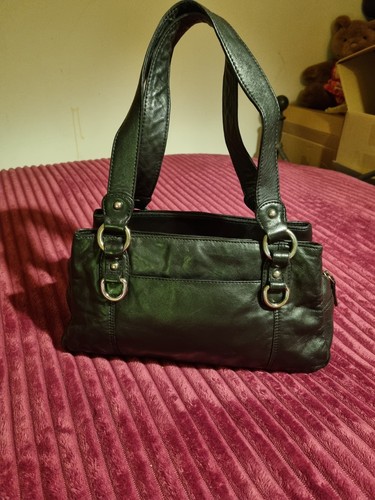 Soft black leather hand - black,