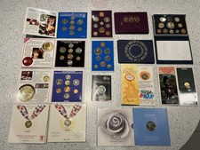 Job lot of UK Royal Mint proof and uncirculated coins and coin sets. 1970 - 2009
