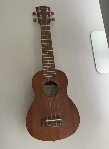 Kmise ukulele model kmu21s - kmise,