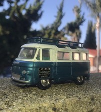Corgi 479 Commer Bus 2500