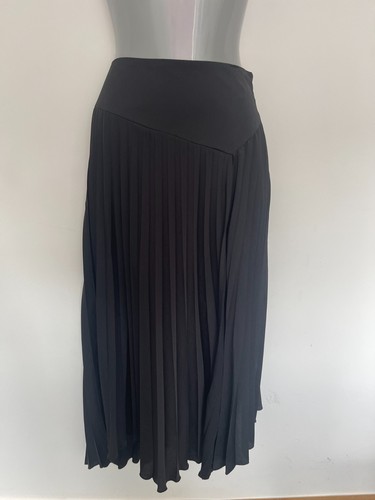 Zara black asymmetric - black, pleated