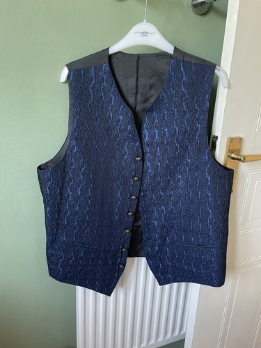 Men size large chest - men’s,